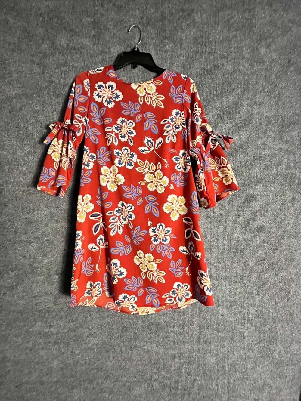 Hayden Los Angeles Floral Shift Dress 003-162